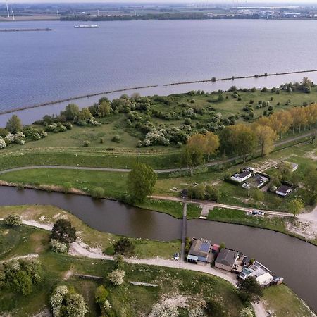 Carafun Aan Het Water Ooltgensplaat Villa Exterior photo