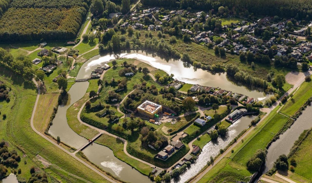 Carafun Aan Het Water Ooltgensplaat Villa Exterior photo